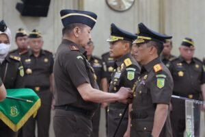 Jaksa Agung Lantik JAM Pidmil dan Patris Yusrian Jaya jadi Kajati DKJ