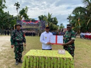 Kasdam XVIII/Kasuari Resmi Tutup Kegiatan TMMD Ke-122 Tahun 2024 di Kampung Saporkren