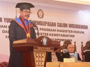 Setia Untung Arimuladi Berhasil Raih Gelar Doktor Hukum dari Undip Dengan Predikat Cumlaude