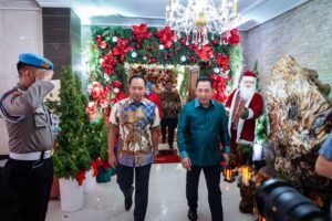 Panglima TNI Hadiri Open House dan Kunjungi Pejabat Utama Pemerintah dalam Perayaan Natal 2024