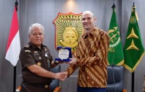 Puspenkum Kejaksaan Agung Terima Kunjungan Mahasiswa BINUS Terkait Peran DATUN dan Hukum Korporasi Bisnis