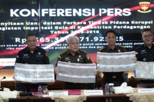 Tim Penyidik JAM Pidsus Sita Uang Tunai Rp565 Miliar dari Kasus Korupsi Importasi Gula