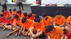 Polrestabes Surabaya Pamer 24 Pelaku Kejahatan, 4 Diantaranya Anak Dibawah Umur
