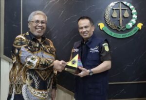Kajati Jakarta Dr. Patris Yusrian Dikukuhkan jadi Renjani Tahun 2025