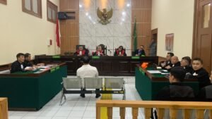 Bantu Naikkan Perpormance Rekening Perusahaan, Terdakwa Dituding Penggelapan Rp100 Miliar