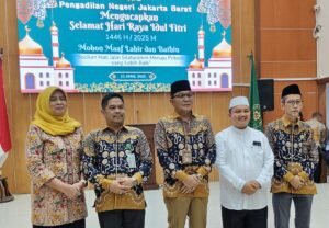 PN Jakarta Barat Gelar Halal Bihalal dengan Tema, “Sucikan Hati Jalin Silaturahmi Menuju Pribadi yang Lebih Baik”