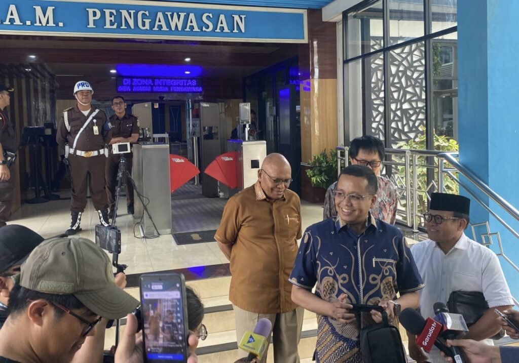 Dituding Merintangi Penyidikan, Jampidsus Febrie dan JPU Dilaporkan ke Jamwas Kejagung