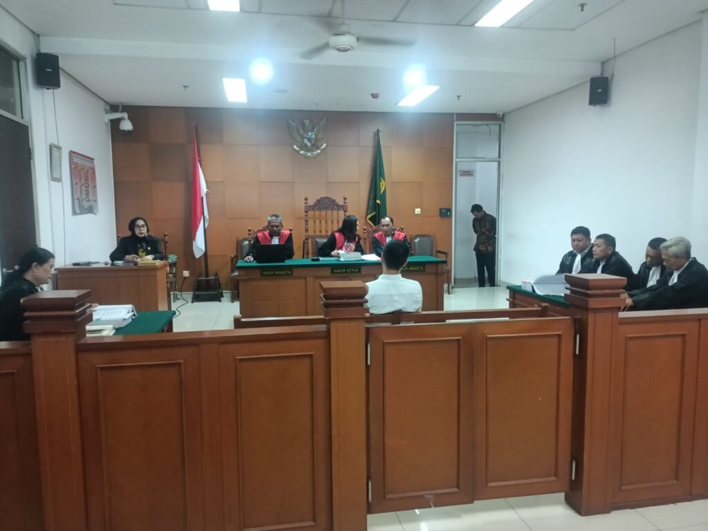 Ahli dan Saksi Tegaskan Perbedaan Merek, Terdakwa Water Polo Klaim Tak Langgar Aturan