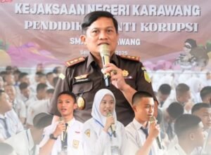 Kejari Karawang Gelar JMS dengan Tema “Pendidikan Anti Korupsi” saat MPLS di SMAN 3
