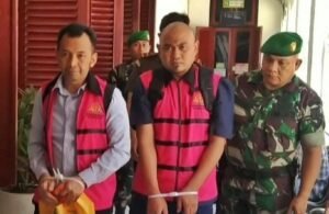 Korupsi Parkir Rp 725 Juta, 2 Pejabat PD Pasar Surabaya Dituntut 3 Tahun Penjara