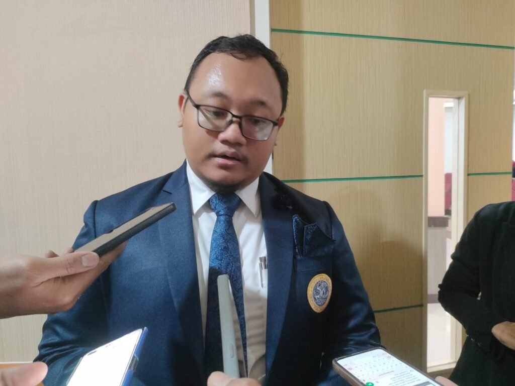 Ian Firstian Aldhi Resmi Bergelar Doktor dengan Disertasi Smart City Surabaya