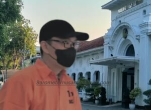 Impor 9.888 Drum Sianida Ilegal asal China, Sugiarto dan Steven Diadili di PN Surabaya