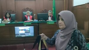 Sidang KDRT, Terdakwa dr Meiti Mengaku Menderita Penyakit Menular