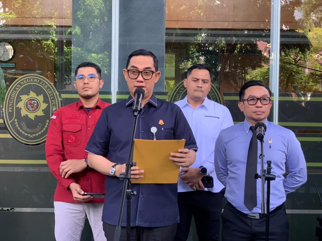 Kasus Korupsi Minyak Pertamina, Kejari Jakpus Limpahkan 9 Tersangka ke Pengadilan