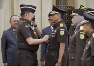Jaksa Agung Lantik 17 Kajati dan 20 Pejabat Eselon II, Dr Siswanto jadi Kajati Jawa Tengah