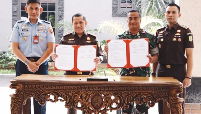 Kejari Jakpus Titipkan Aset Rampasan Benny Tjokrosaputro ke Mabes TNI