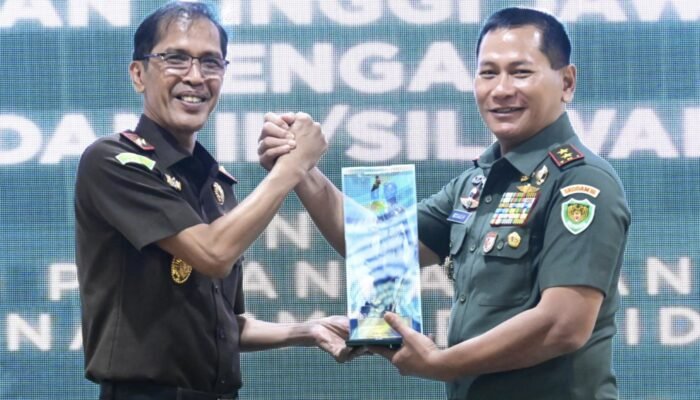 Kajati Jabar Teken PKS dengan Pangdam III Siliwangi Terkait Pemanfaatan Sumber Daya di Bidang Penegakkan Hukum