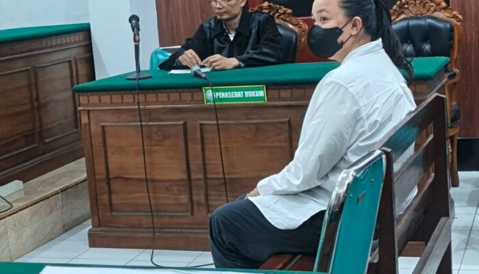 Mengaku Batak, Suami Penadah Mobil Bodong Ajak Duel Wartawan Pengadilan