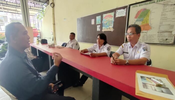 Warga Kemayoran Keluhkan Tiang Telkom Dipindah Oknum Pekerja Box Culvert