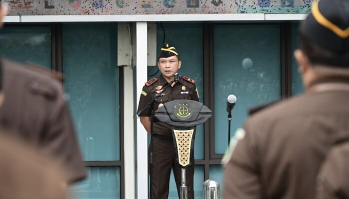 Wakajati Jabar jadi Pembina Upacara Bersama Kejari Se-Jabar, Tegaskan Komitmen Menjaga Integritas dan Tingkatkan Kinerja