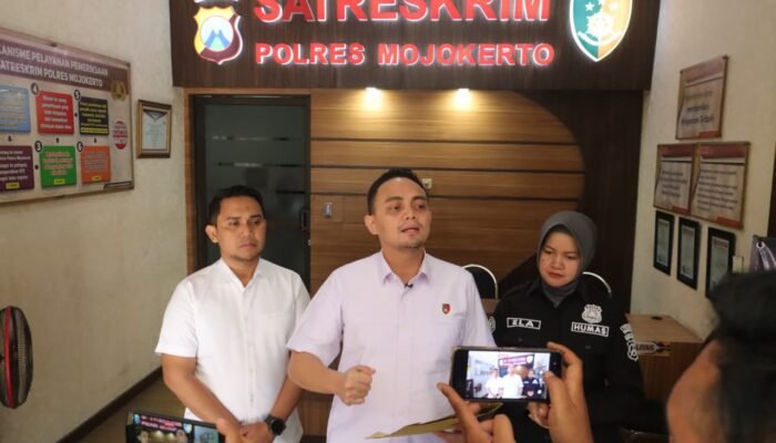 Polres Mojokerto Tangkap 3 Orang Debt Collector Rampas Pajero Sport