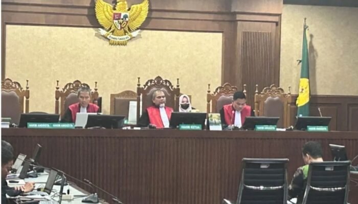 Pengadilan Tipikor Bebaskan 3 Terdakwa Perintangan Penyidikan dan Kasus Suap Hakim