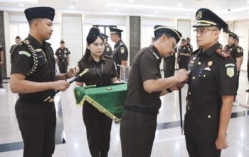 Kajati Kaltim Lantik Reopan Saragih jadi Kajari Berau