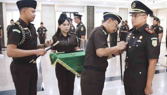 Kajati Kaltim Lantik Reopan Saragih jadi Kajari Berau