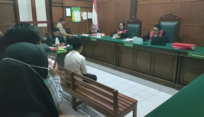 Hakim di Surabaya Diduga Langgar Tata Tertib Saat Bacakan Amar Putusan Narkoba