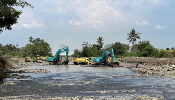 Diduga Ilegal, Tambang Galian C Beroperasi di Lalabata Soppeng?