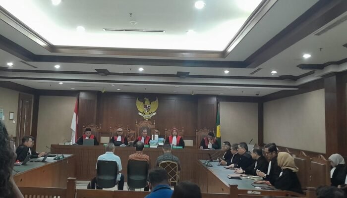 Jaksa Tuntut 3 Terdakwa Korupsi Pertamina Jilid II, Hingga 14 Tahun Penjara