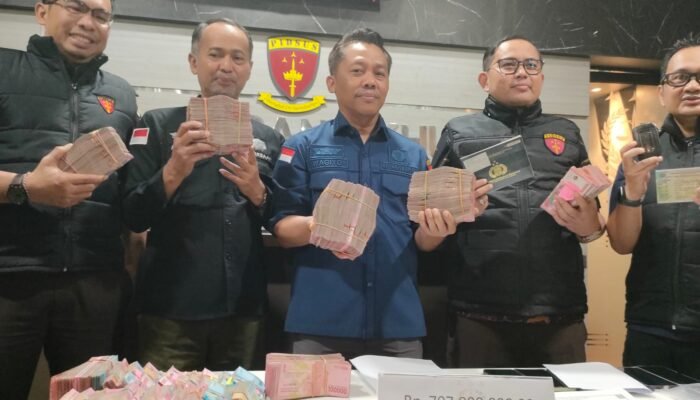 Pidsus Kejati Jatim Rilis Uang Pungli di Lingkungan Dinas ESDM Rp707 Juta