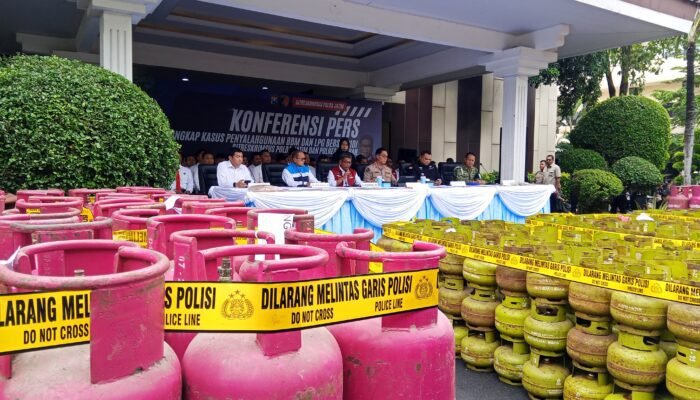 Polda Jatim Ungkap Jaringan Penyalahgunaan BBM dan LPG