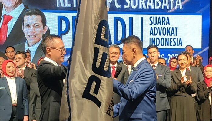 Harry Pontoh, Ketua DPN Peradi SAI Melantik Tonic Tangkau Sebagai Ketua DPC Surabaya