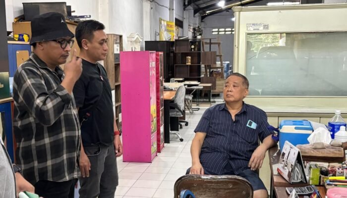 Kejari Surabaya Tangkap Buronan Tipu Gelap Rp591 Juta