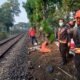 Pria Asal Blitar Tewas Usai Tertabrak Kereta Api di Perlintasan Siwalankerto Surabaya