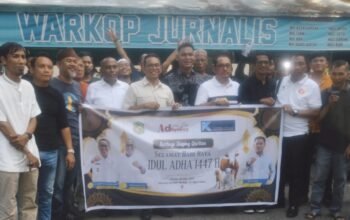 Rayakan Idul Adha, Kolaborasi Mantap ADHYAKSAdigital dan FJM Gelar Aksi Sosial Potong 3 Sapi 1 Kambing