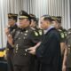 Kajati Jabar Lantik Kajari Kabupaten Sukabumi Tumpal Eben Ezer Bersama Koordinator