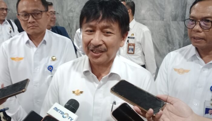 Kemenhub Pastikan Tiket Pesawat Tetap Stabil di Tengah Penurunan Harga Avtur Juni 2026