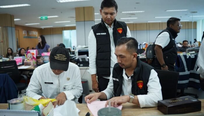 Kasus Dugaan Korupsi Pesawat Rp5 Miliar, Kejari Kota Tangerang Geledah Kantor PT IAS