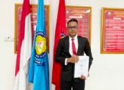 Tingkatkan Kompetensi Diri, Riki Handoyo Lulus S2 UKI dengan Predikat Cum Laude