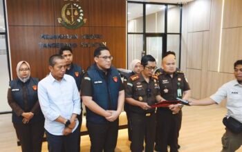 Kejari Tangsel Tetapkan 2 Tersangka Korupsi Pegadaian Syariah Pondok Aren