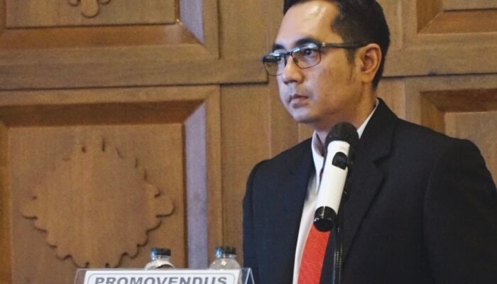 Denny Achmad Raih Gelar Doktor di Unpas, Gagas Model Baru Cegah Korupsi BUMN