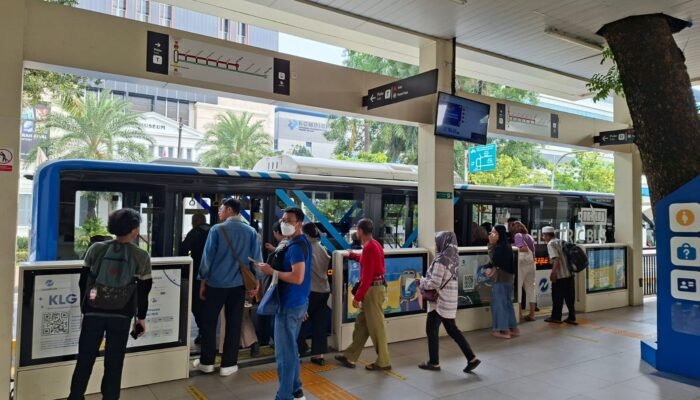Transformasi Transjakarta 2004–2026: Perluasan Aksesibilitas, Mutu Pelayanan, dan Dinamika Subsidi APBD