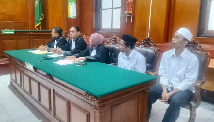 Pelaku Jaringan Penyelundupan Komodo Diadili