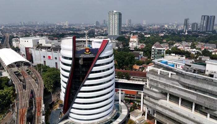 Tim Penyidik Jampidsus Periksa 6 Saksi Kasus Dugaan Korupsi MBG