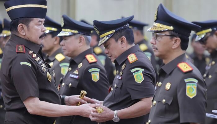 Lantik 34 Pejabat Eselon II, Jaksa Agung: Pulihkan Marwah Institusi dan Raih Kembali Public Trus