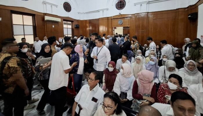 Jelang Sidang Putusan, Ratusan Pegawai Pelindo Kawal Rekannya Terlibat Kasus Korupsi