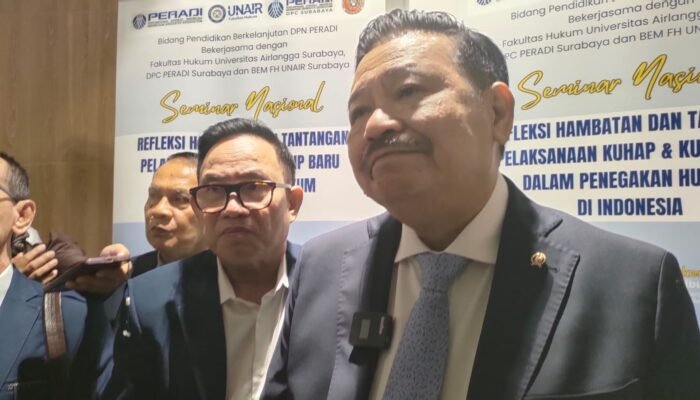 Seminar Nasional PERADI, Wamenkumham Otto Hasibuan: Kita Harus Mampu Menerima Keberadaan KUHP dan KUHAP Baru