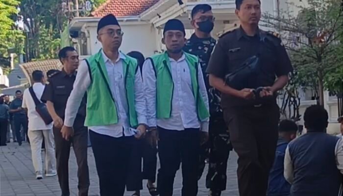 Bongkar-Muat Buah Berujung Pidana, Yusuf dan Poerwantoro Jadi Pesakitan